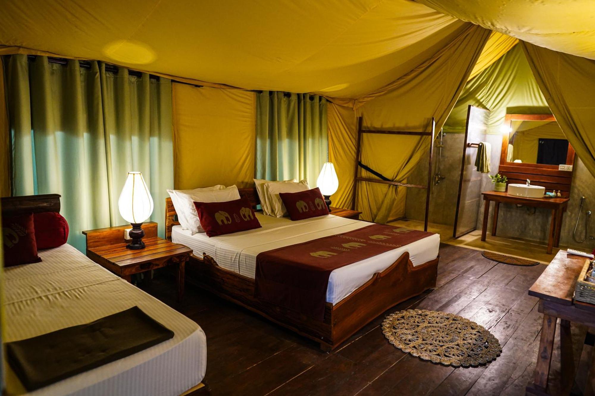 River Glamping By Gaga Bees Udawalawe Εξωτερικό φωτογραφία