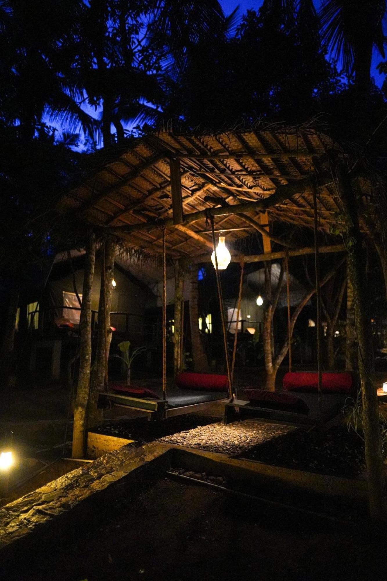 River Glamping By Gaga Bees Udawalawe Εξωτερικό φωτογραφία