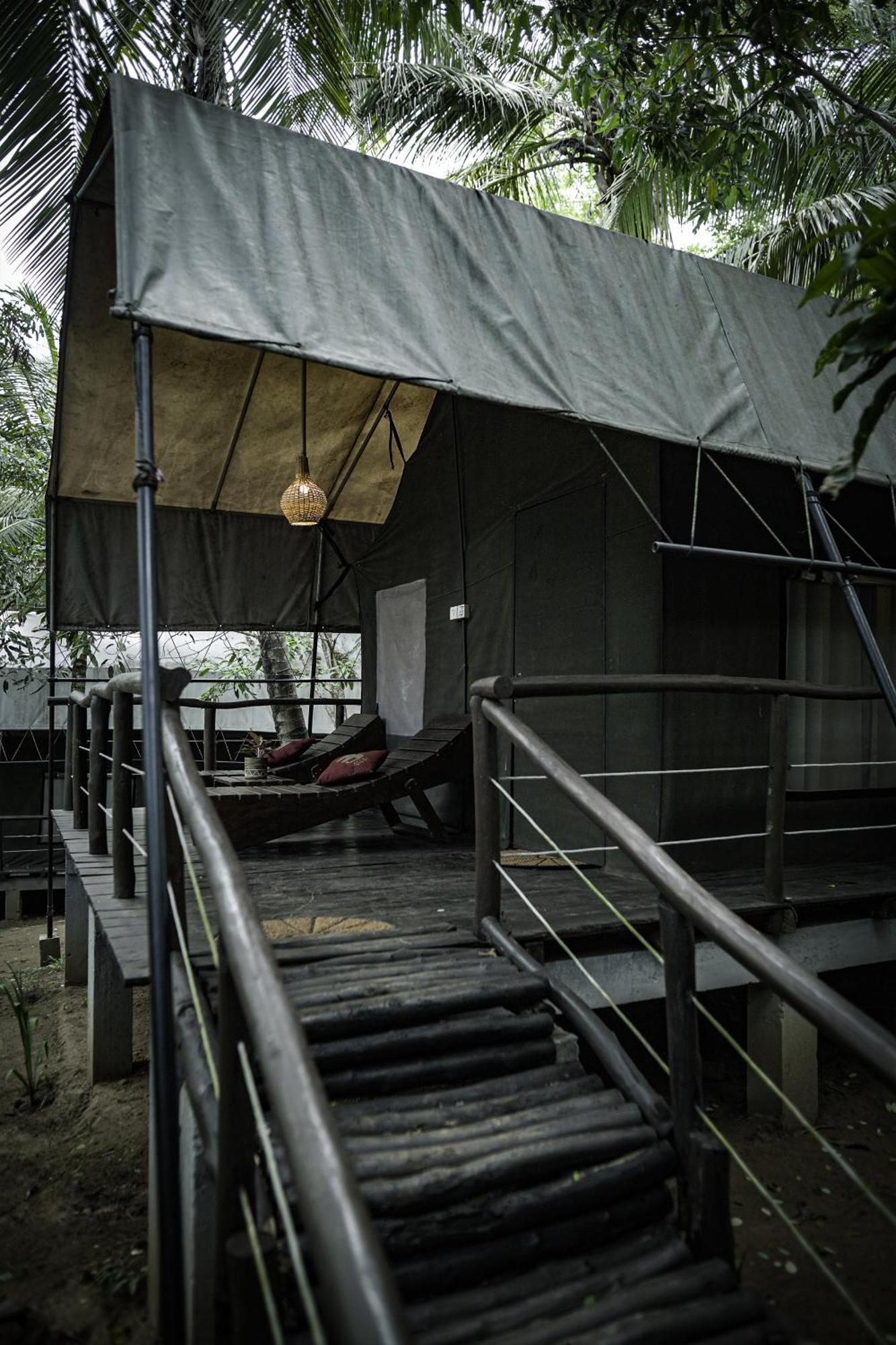 River Glamping By Gaga Bees Udawalawe Εξωτερικό φωτογραφία