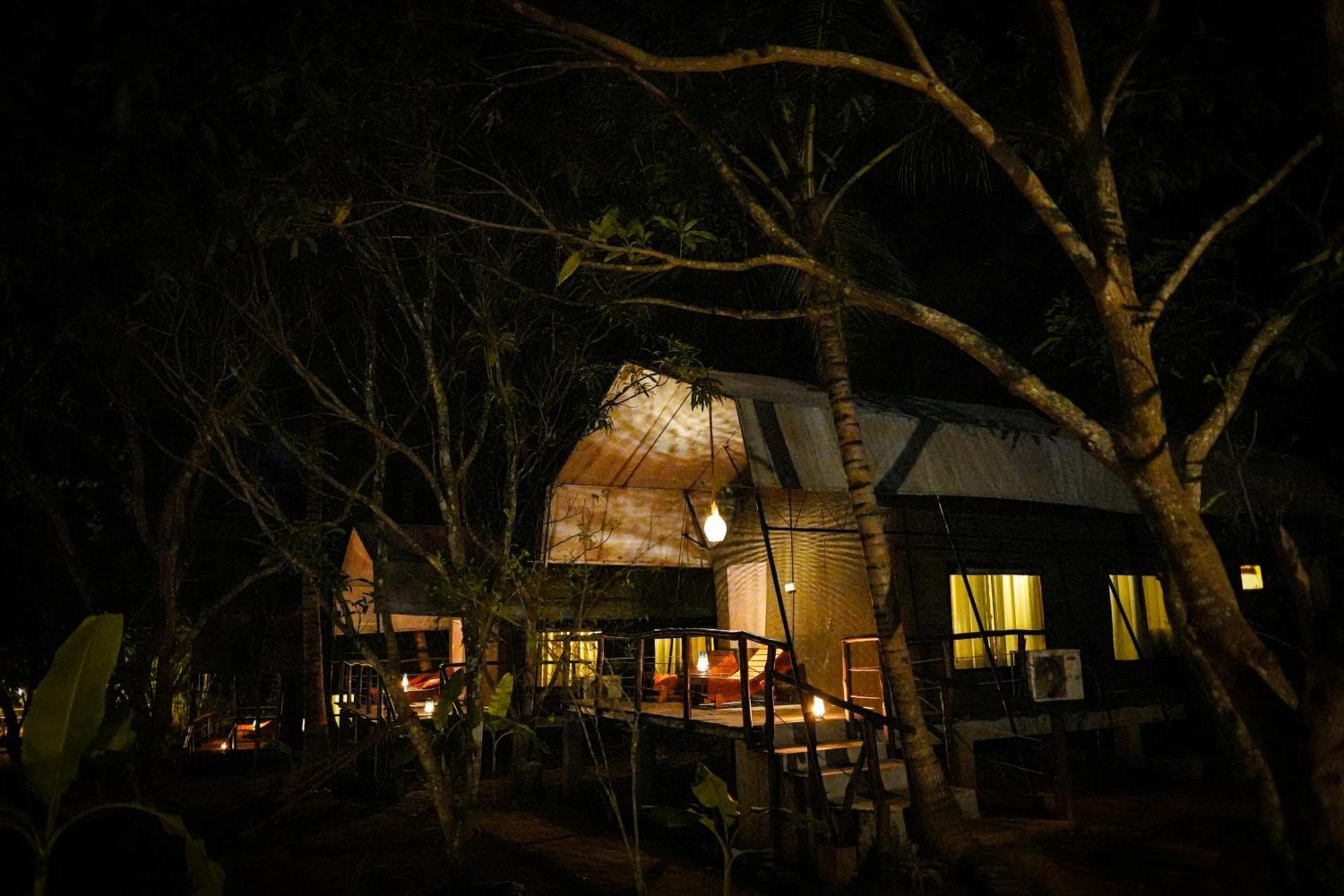 River Glamping By Gaga Bees Udawalawe Εξωτερικό φωτογραφία
