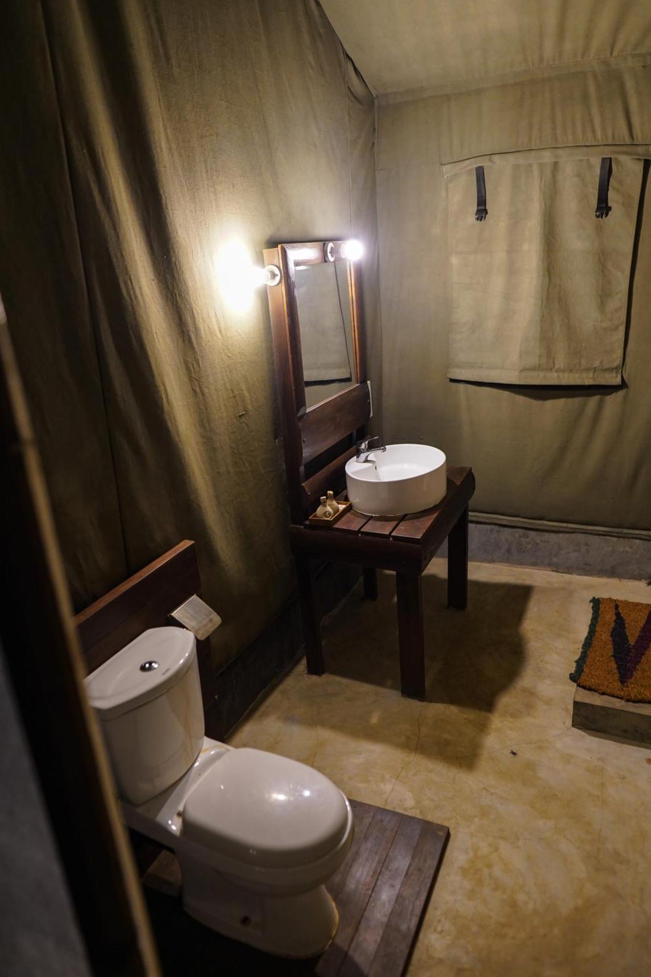 River Glamping By Gaga Bees Udawalawe Εξωτερικό φωτογραφία