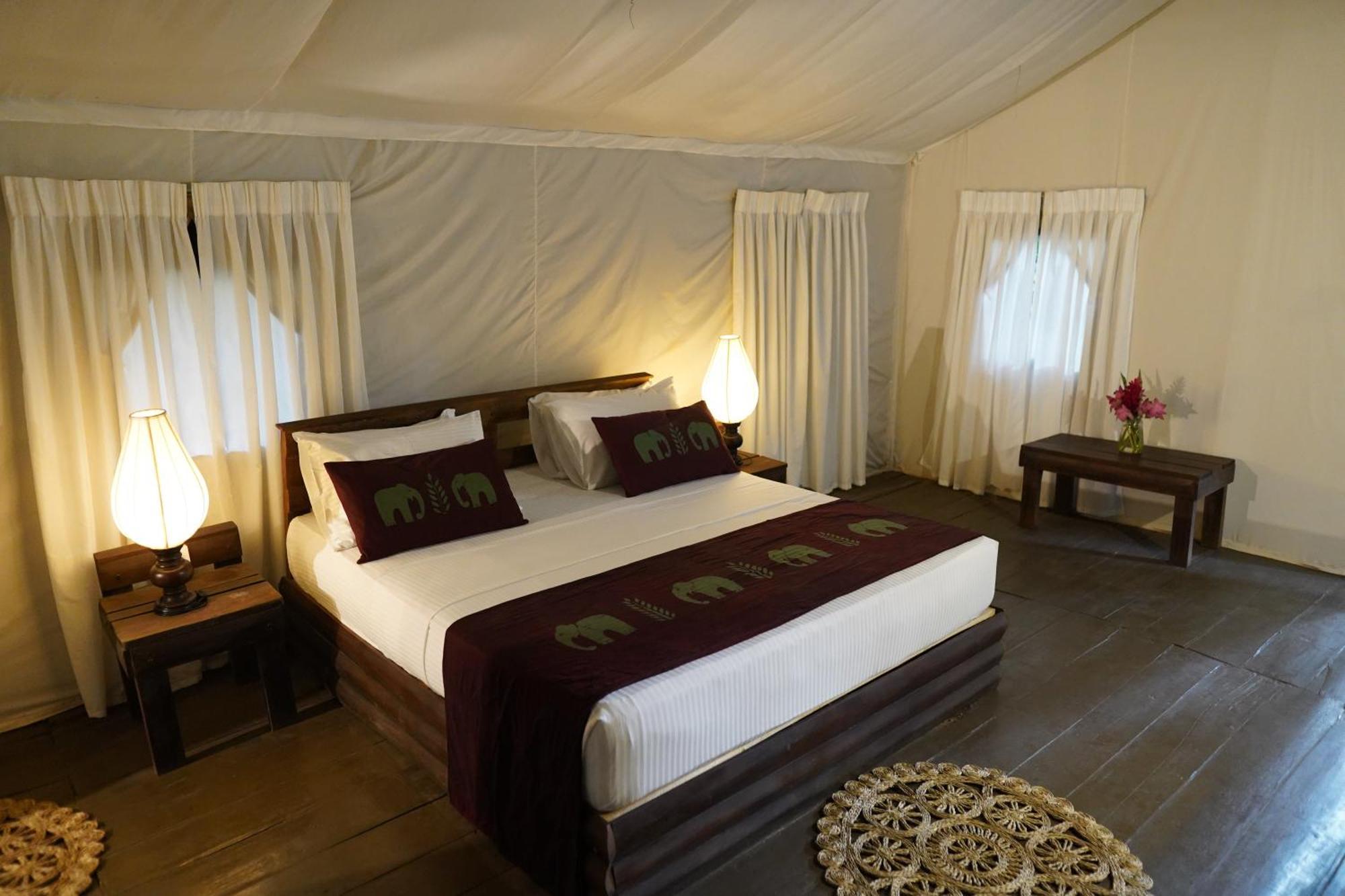 River Glamping By Gaga Bees Udawalawe Εξωτερικό φωτογραφία